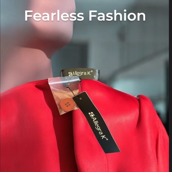 Cropped Red Faux Leather Red Women's Jacket Size Small 1 Button Lightweight NWT - Picture 7 of 9